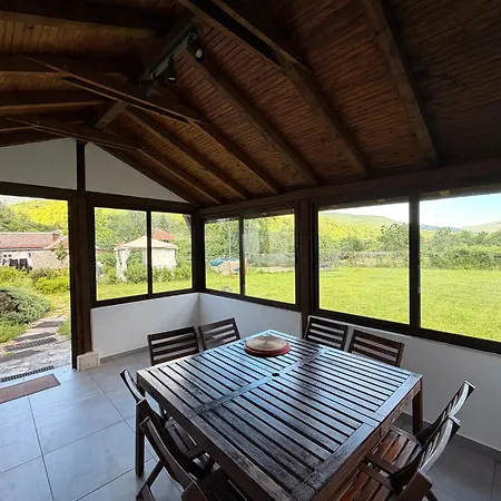 Smart And Cozy Nature House Chata